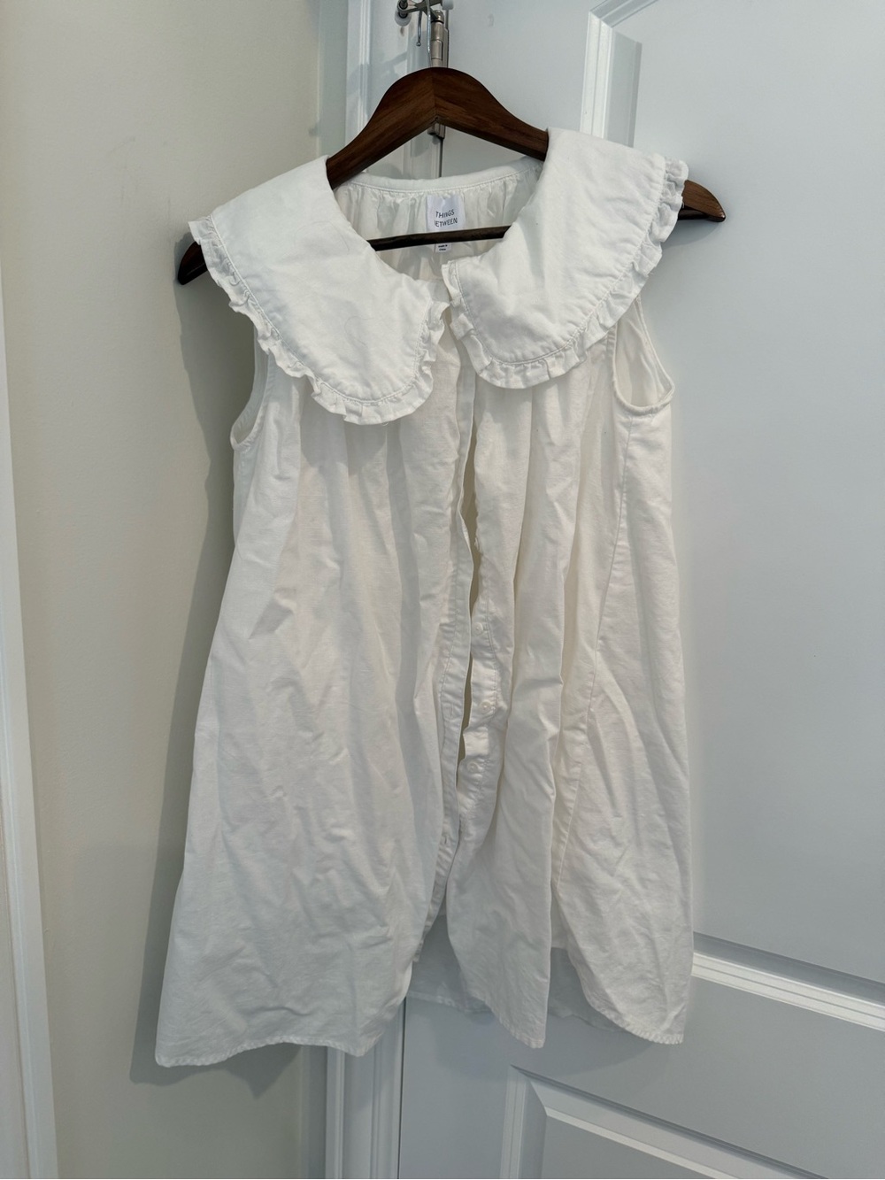 White Sleeveless Ruffle Collar Mini Dress